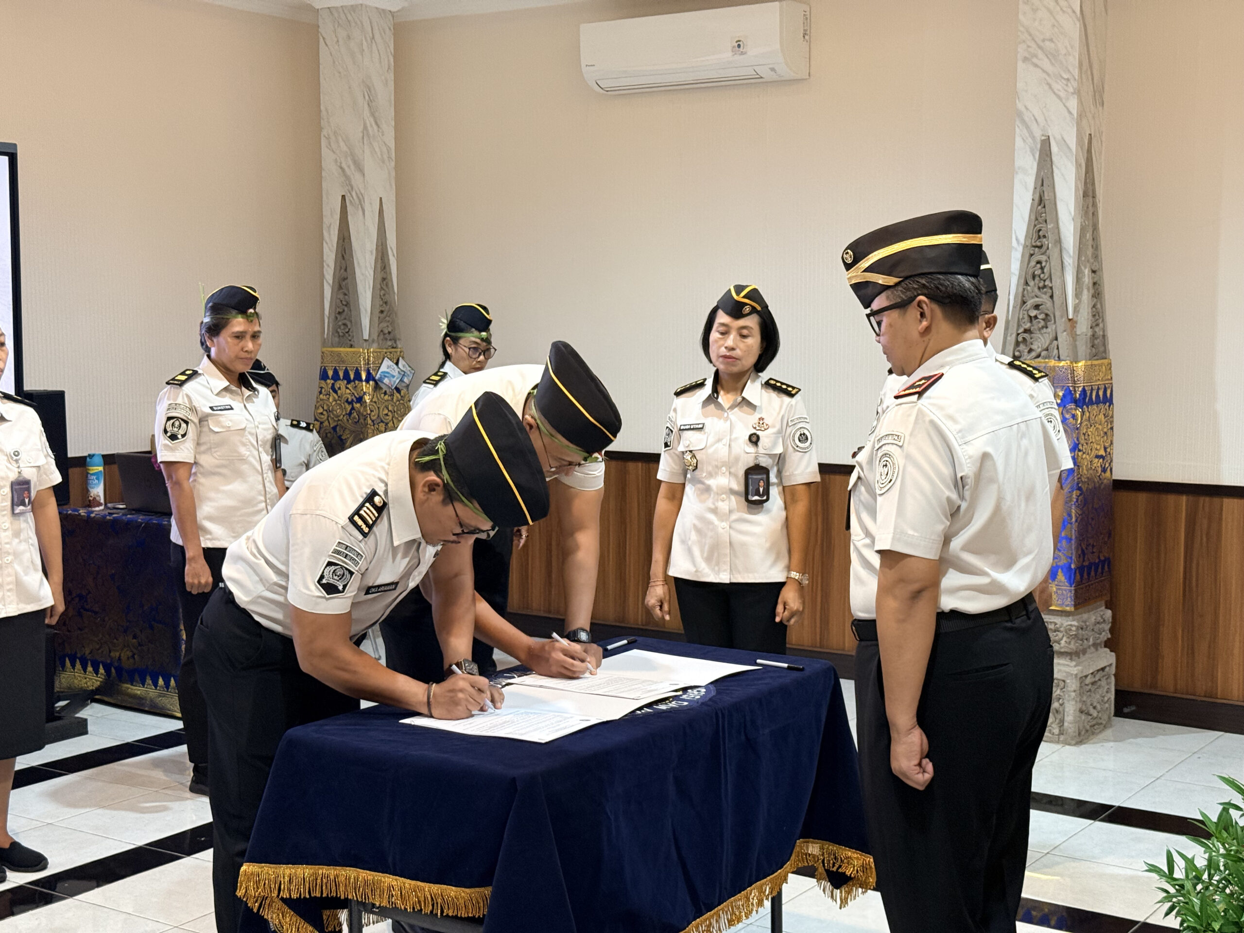 KANWIL DITJENPAS BALI LANTIK PEJABAT FUNGSIONAL, PERKUAT PROFESIONALISME PEMASYARAKATAN